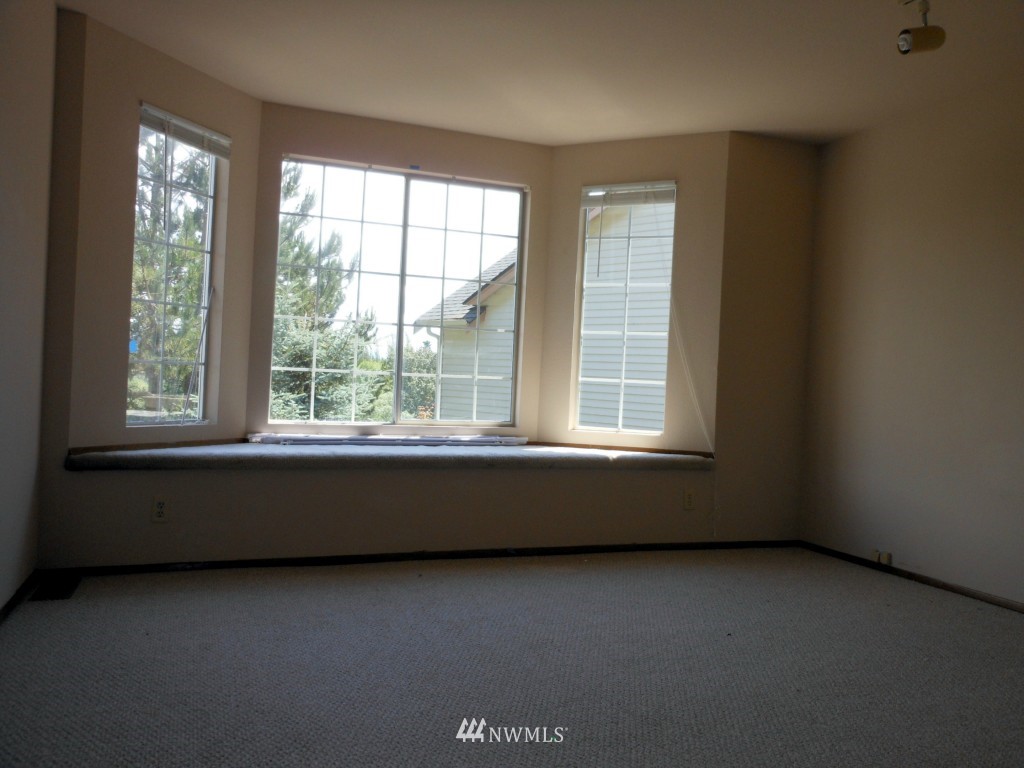 509 223rd Place Southeast Bothell, WA 98021 - Photo 13 of 15
