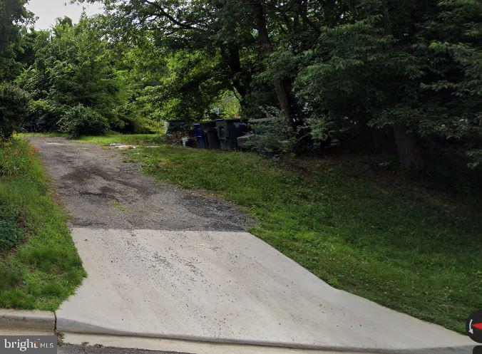 3122 20th Street Southeast Washington, DC 20020 - Photo 3 of 4 Driveway