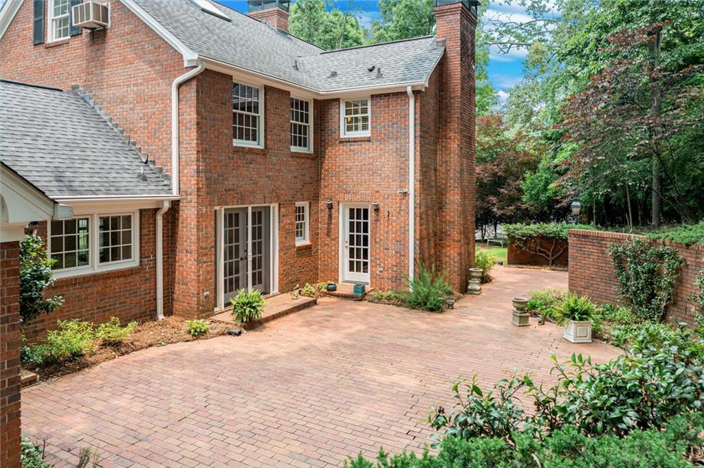 2626 Club Drive Gainesville, GA 30506 - Photo 13 of 71