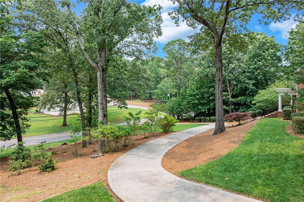 2626 Club Drive Gainesville, GA 30506 - Photo 5 of 71