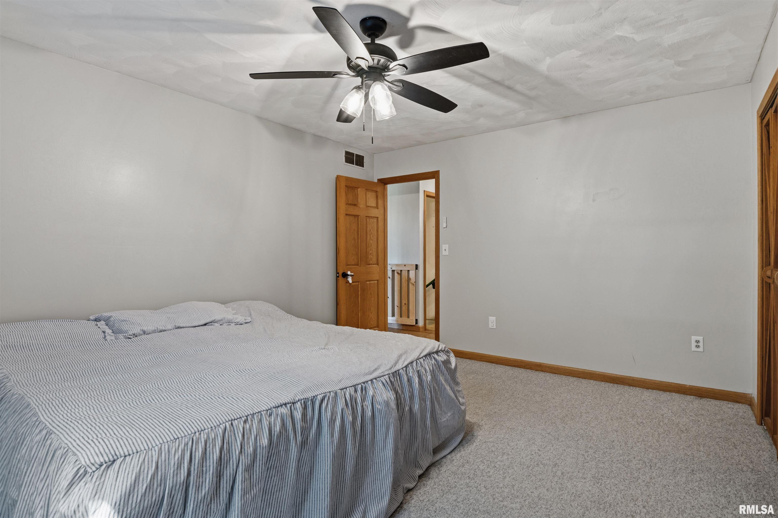 9127 East Loami Road Loami, IL 62661 - Photo 24 of 53