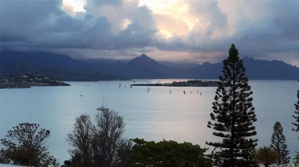 $13,500 | 44-652 Kaneohe Bay Drive, Unit A, Kaneohe, HI 96744
