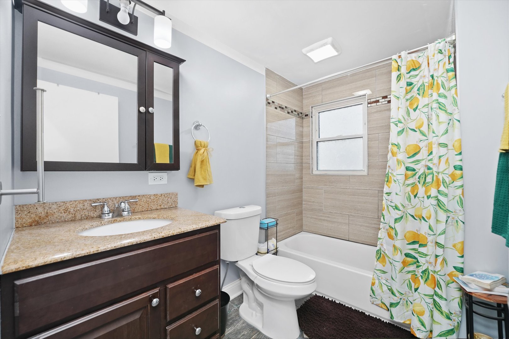 18214 Locust Street Lansing, IL 60438 - Photo 14 of 21 Gallery Image 14