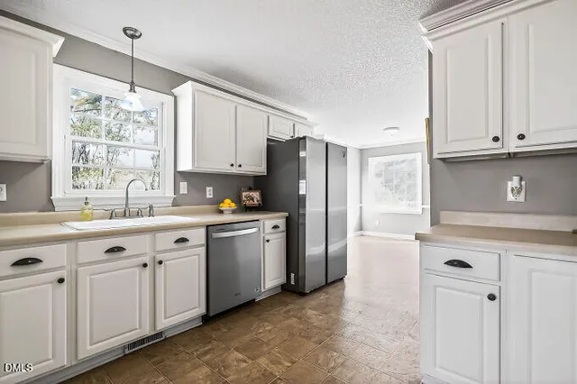 $454,900 | 6733 Oviedo Drive, Raleigh, NC 27603