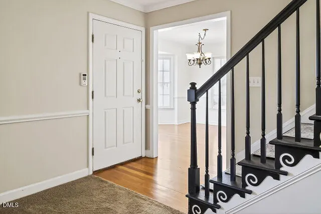 $454,900 | 6733 Oviedo Drive, Raleigh, NC 27603