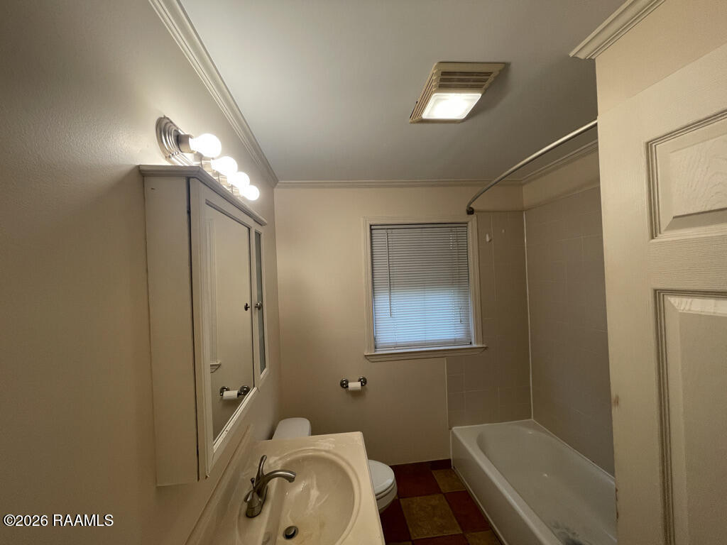 501 Macon Road Lafayette, LA 70506 - Photo 6 of 7 bath