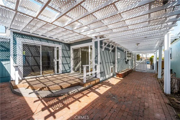 $749,000 | 3702 Grand Avenue, Huntington Park, CA 90255