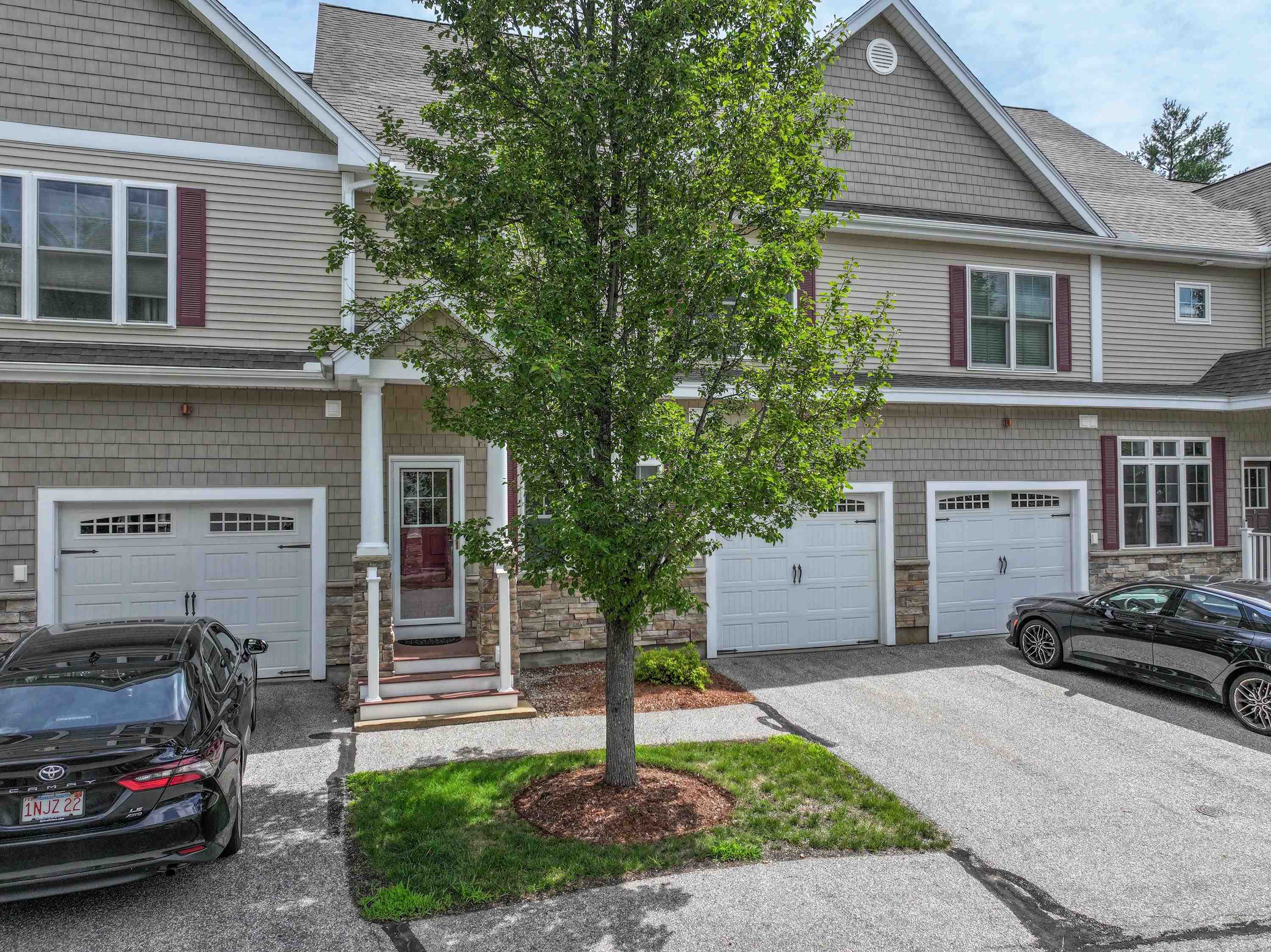 4 Manor Drive, Unit B Hooksett, NH 03106 - Photo 29 of 38