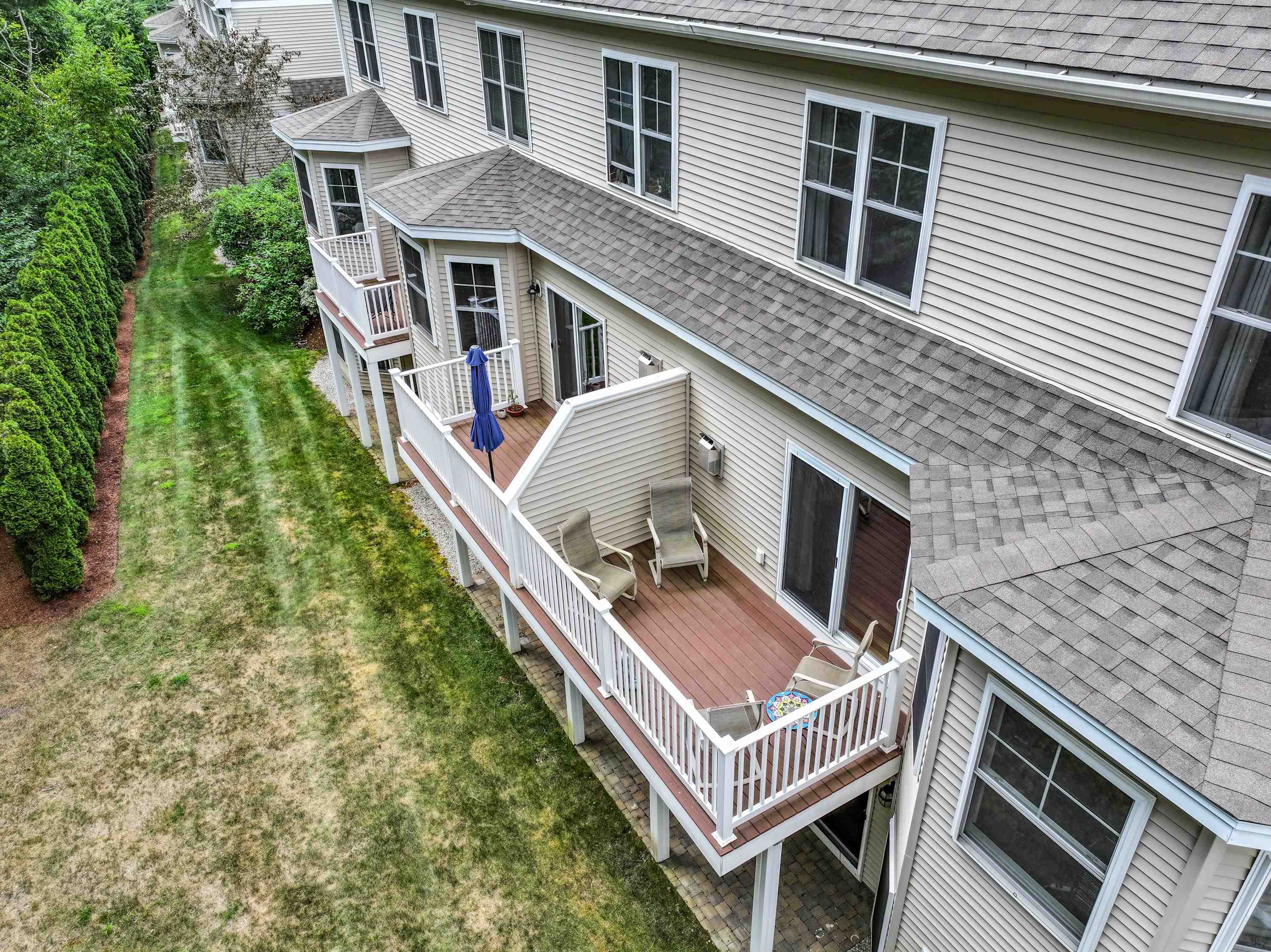 4 Manor Drive, Unit B Hooksett, NH 03106 - Photo 34 of 38