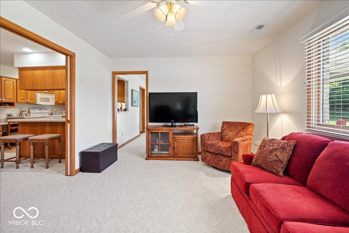 109 Bay Ridge Drive Pendleton, IN 46064 - Photo 8 of 29