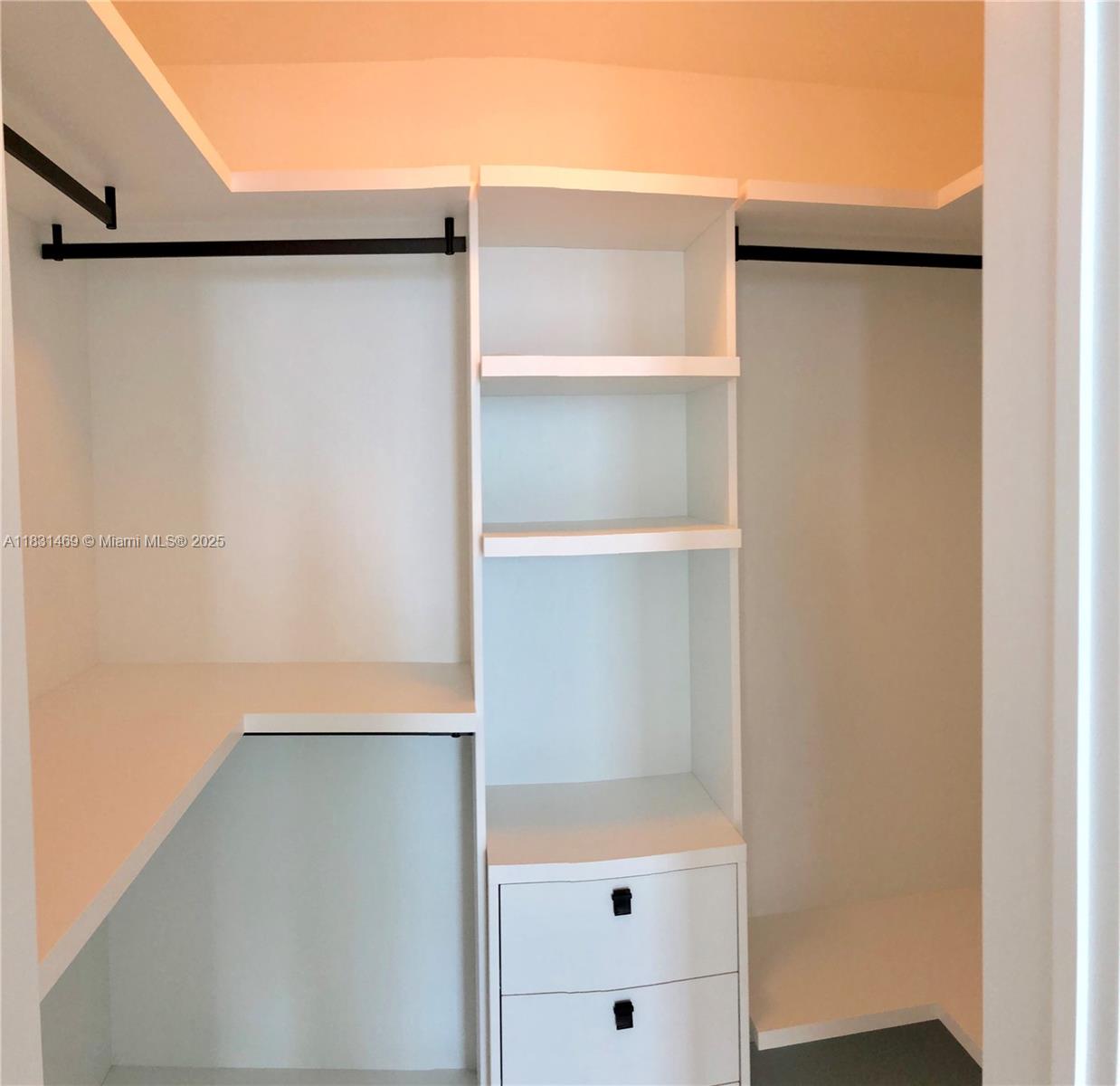 480 Northeast 31st Street, Unit 705 Miami, FL 33137 - Photo 9 of 32