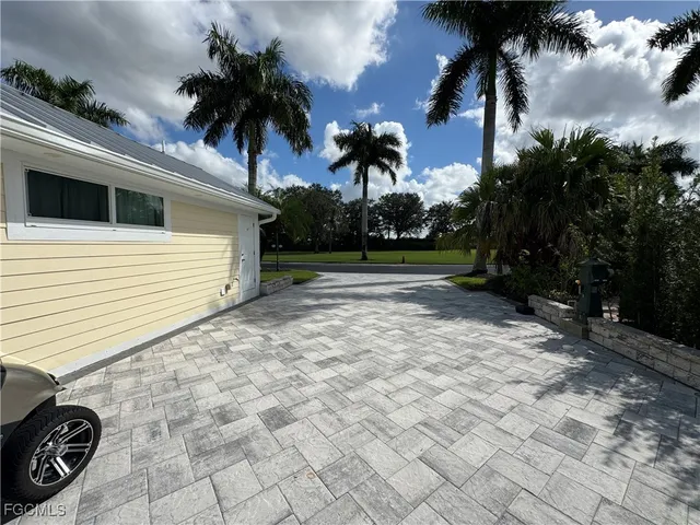 $235,000 | Lot 271-3032 Gray Eagle Parkway, LaBelle, FL 33935