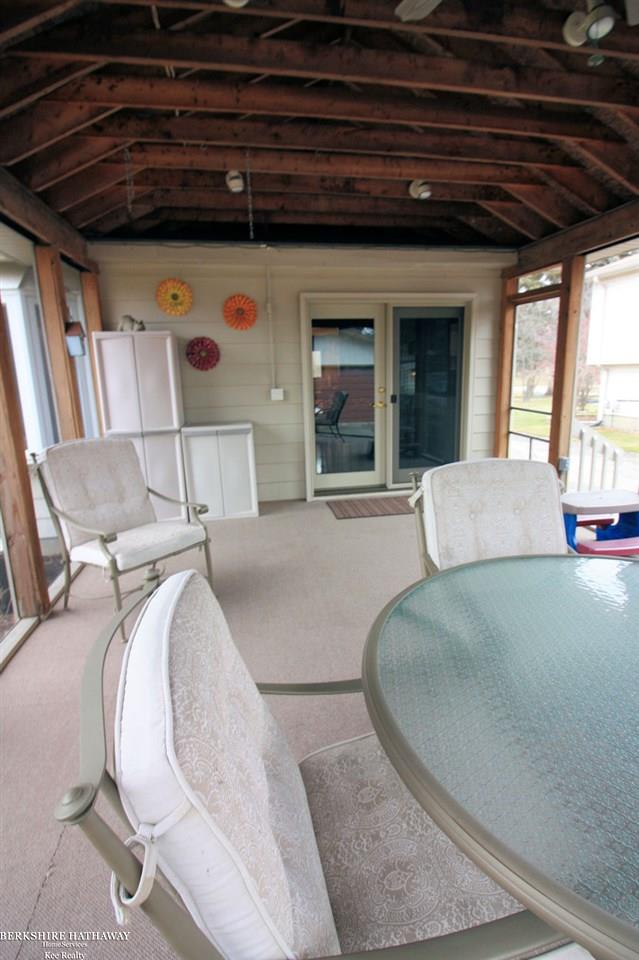 934 Trombley Road Troy, MI 48083 - Photo 33 of 33 31368781-34.JPG