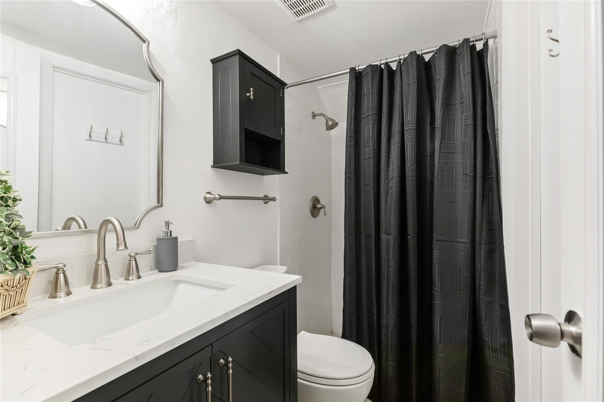 1745 Northwest 4th Avenue, Unit 5 Boca Raton, FL 33432 - Photo 17 of 34 Photo 18