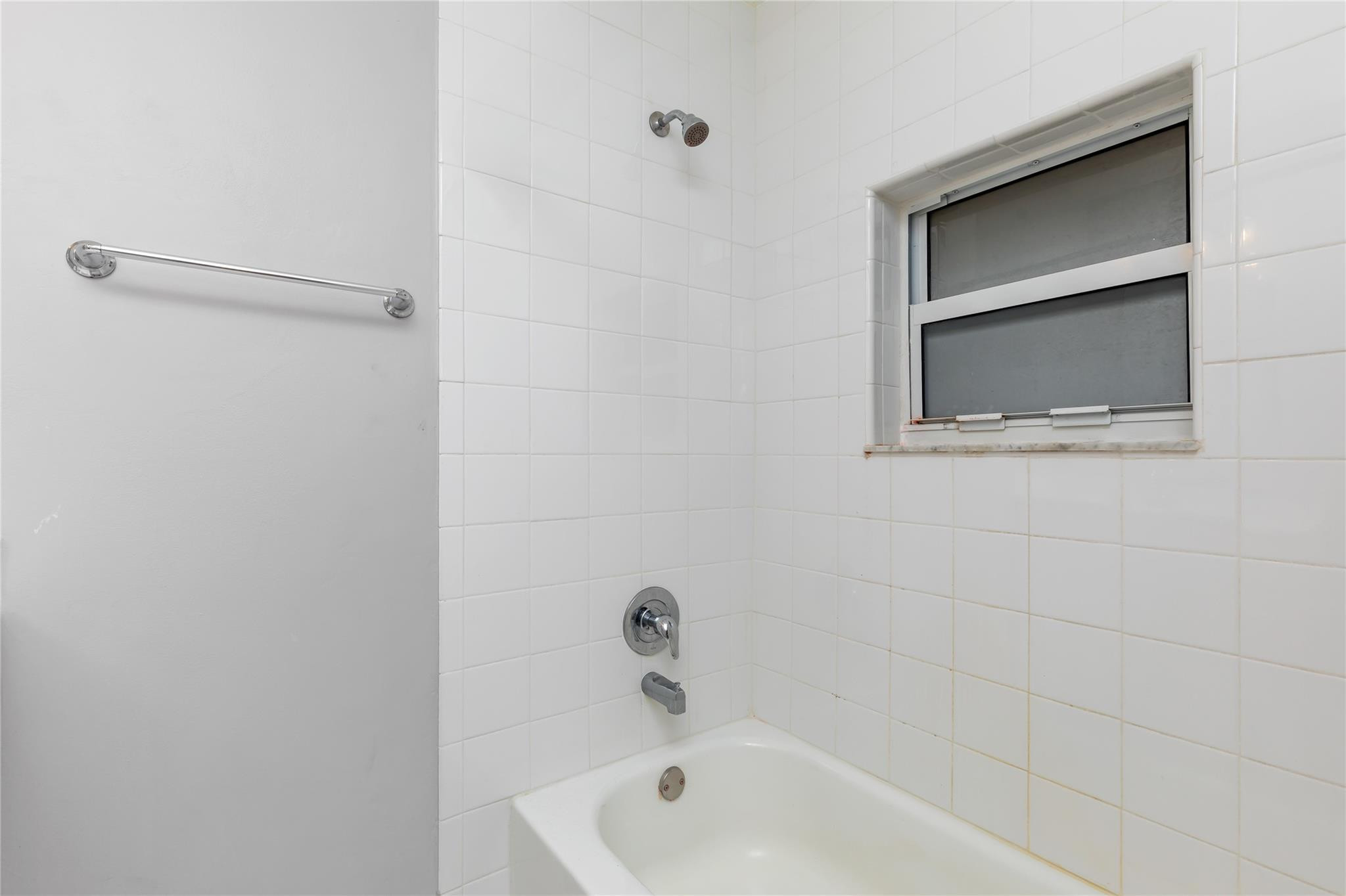 1745 Northwest 4th Avenue, Unit 5 Boca Raton, FL 33432 - Photo 24 of 34 Photo 25