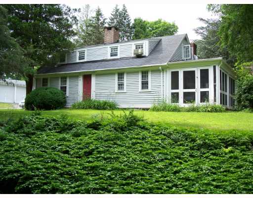 572 Fish Hill Road West Greenwich, RI 02817 - Photo 2 of 8 Exterior Front.