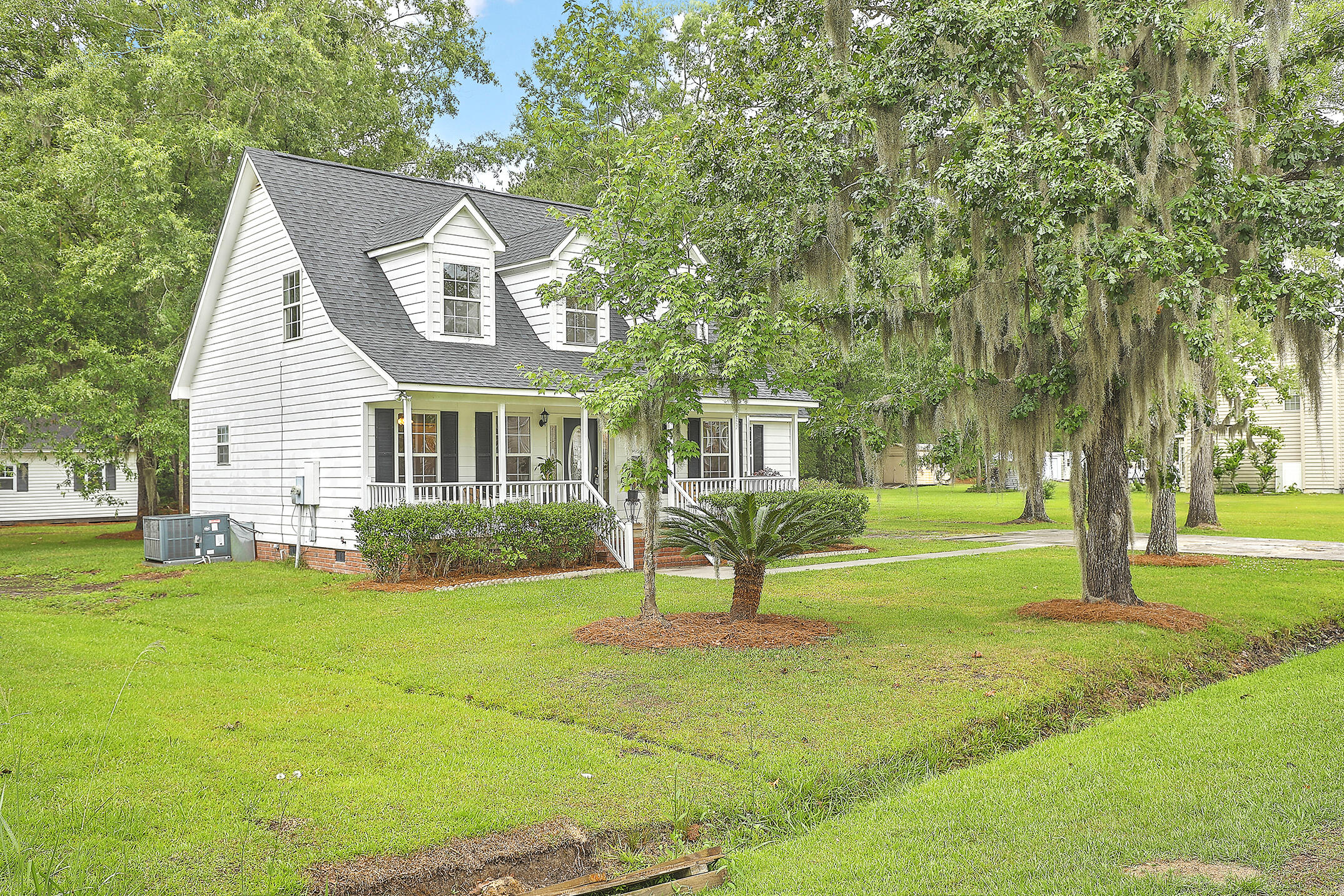 1305 Churchill Road Moncks Corner, SC 29461 - Photo 33 of 41 1R3A4736_37_38_39_40_41_42