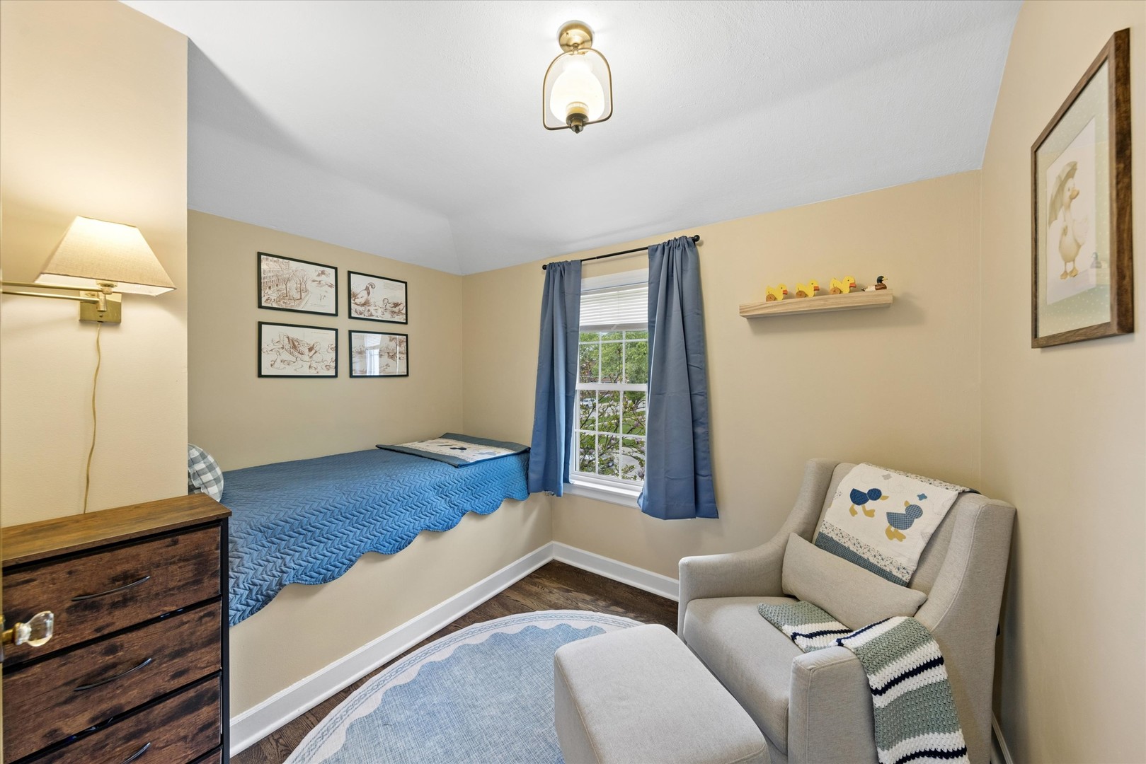 842 Forest Road La Grange Park, IL 60526 - Photo 13 of 21 a living room with furniture and a window
