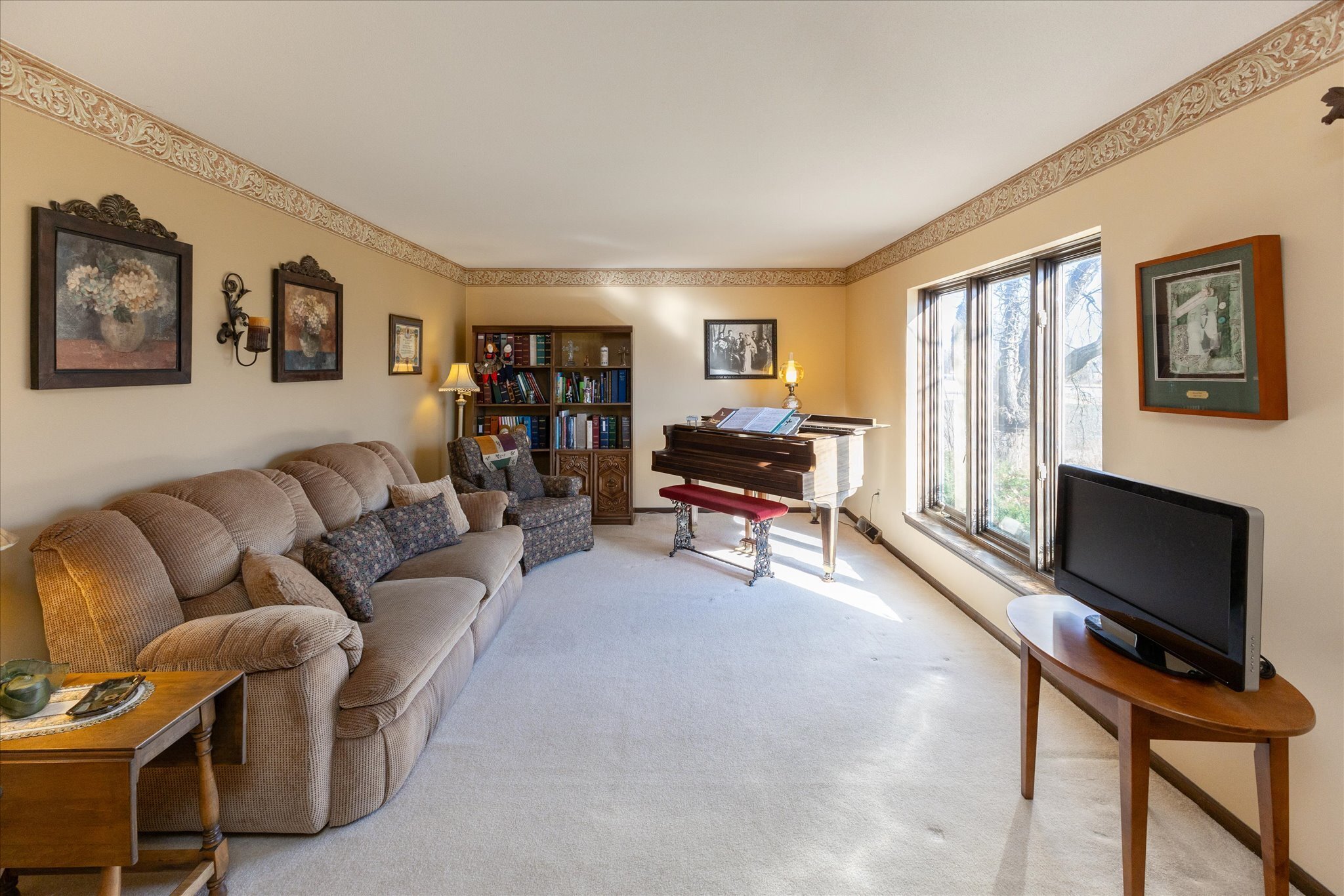 8530 South Franklin Road Indianapolis, IN 46259 - Photo 4 of 60 Gallery Image 4