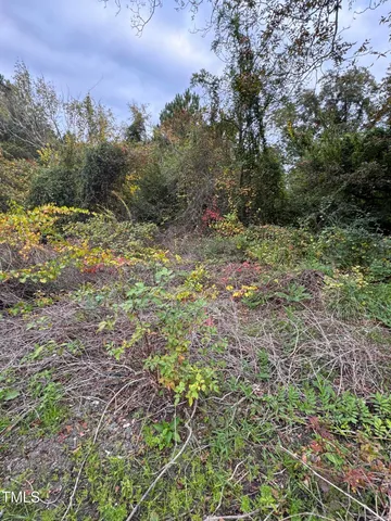 $199,000 | 105 Micaville Circle, Spring Lake, NC 28390