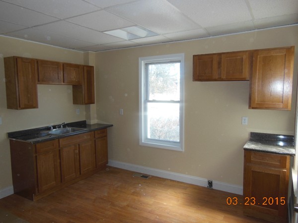 12 Olive Street Springfield, MA 01109 - Photo 4 of 13 Gallery Image 4