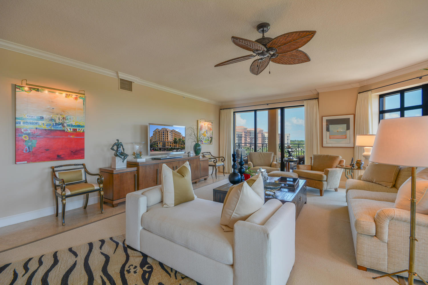 200 East Palmetto Park Road, Unit 616 Boca Raton, FL 33432 - Photo 12 of 34 Living room - Spacious & Bright