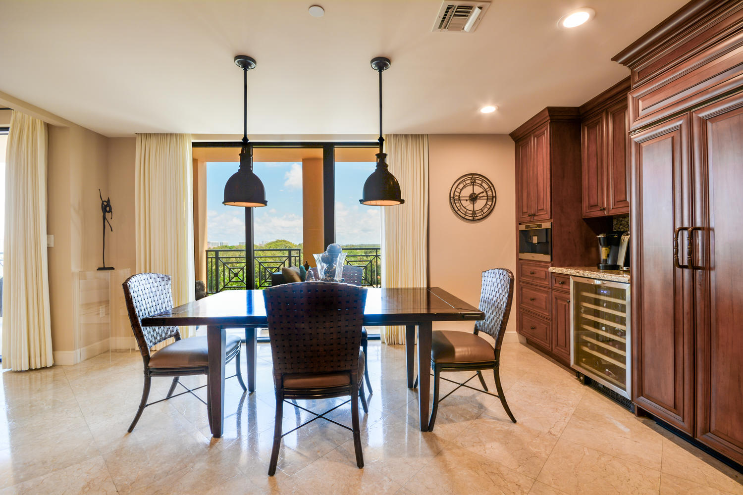 200 East Palmetto Park Road, Unit 616 Boca Raton, FL 33432 - Photo 6 of 34 Gourmet Kitchen-eat in