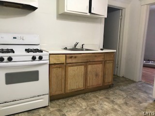 288 Genesee Street Auburn, NY 13021 - Photo 12 of 39