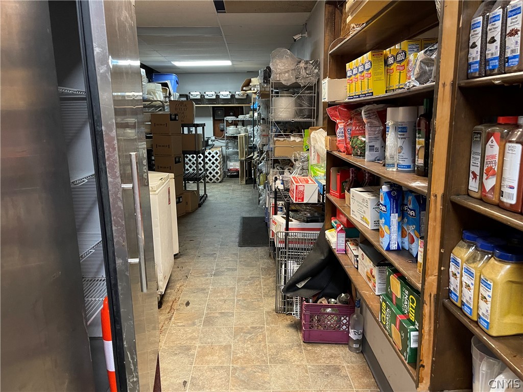 288 Genesee Street Auburn, NY 13021 - Photo 10 of 39