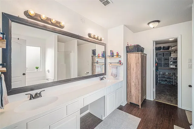 $398,950 | 9600 Fox Hill Drive, Fort Worth, TX 76131