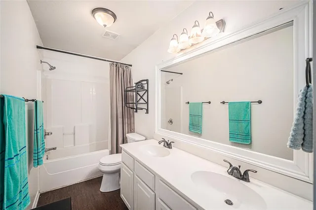 $398,950 | 9600 Fox Hill Drive, Fort Worth, TX 76131