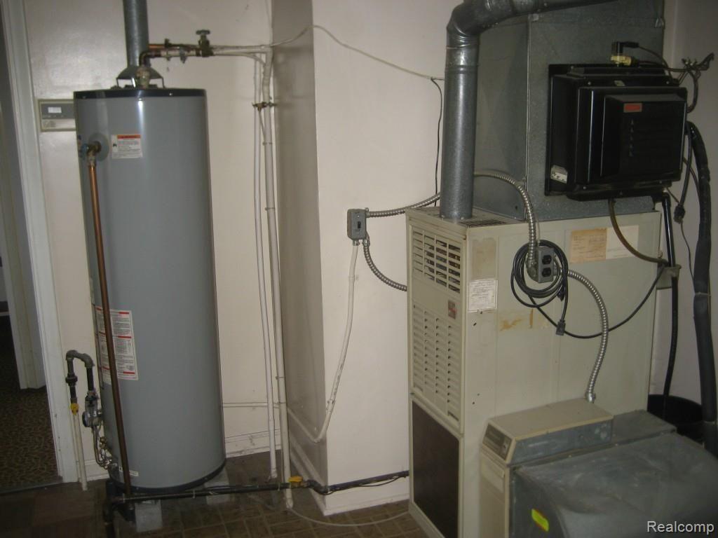 20875 Gudith Road Trenton, MI 48183 - Photo 9 of 9 IMG_1257.jpg