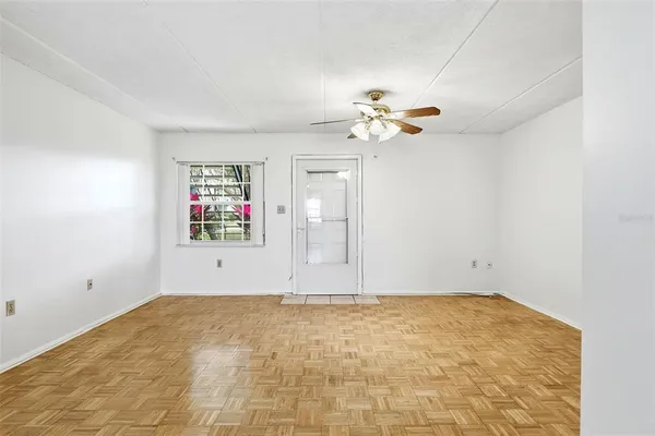 $160,000 | 525 South Conway Road, Unit 49, Orlando, FL 32807