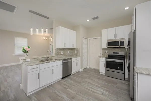 $2,900 | 6227 Blue Runner Court, Lakewood Ranch, FL 34202