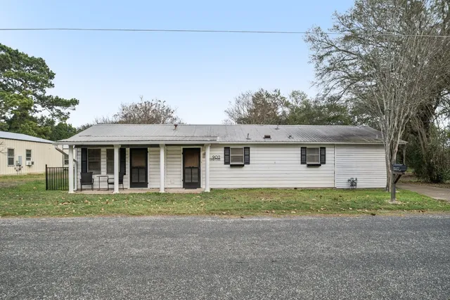 $399,000 | 902 Turney Street, Smithville, TX 78957