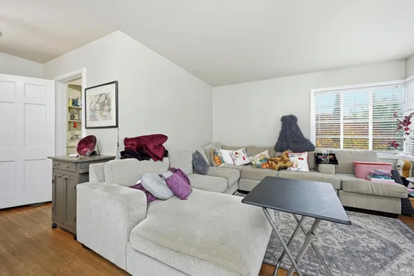 $995,000 | 900 Cherry Street, Santa Rosa, CA 95404