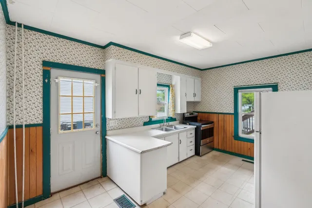 $269,900 | 520 Lincoln Street, Lewiston, ME 04240