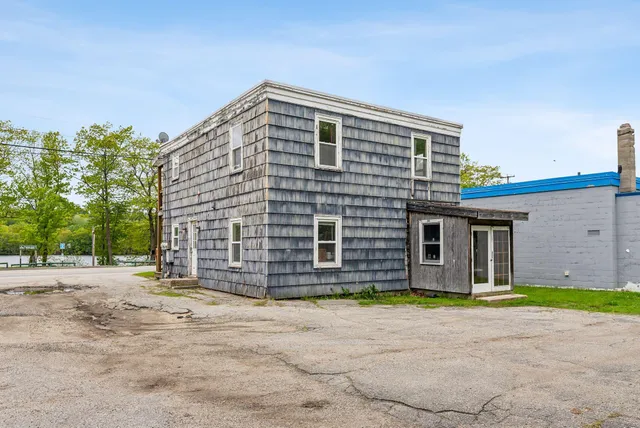 $269,900 | 520 Lincoln Street, Lewiston, ME 04240