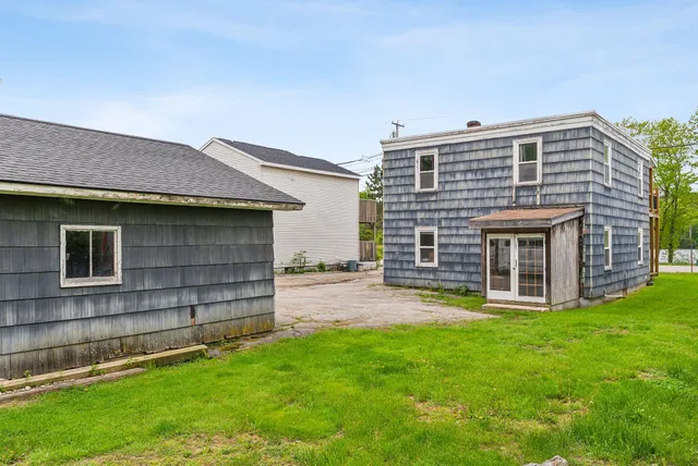 $269,900 | 520 Lincoln Street, Lewiston, ME 04240