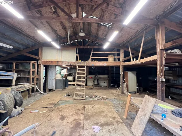 $444,000 | 41294 Keel Mountain N Drive, Lebanon, OR 97355