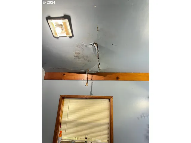 $444,000 | 41294 Keel Mountain N Drive, Lebanon, OR 97355