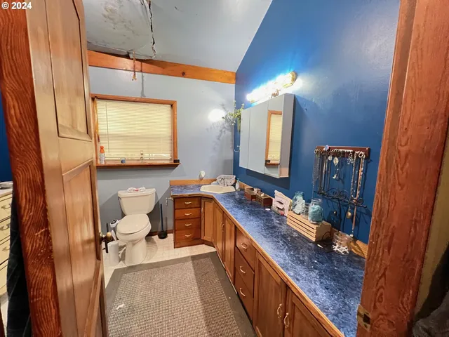 $444,000 | 41294 Keel Mountain N Drive, Lebanon, OR 97355