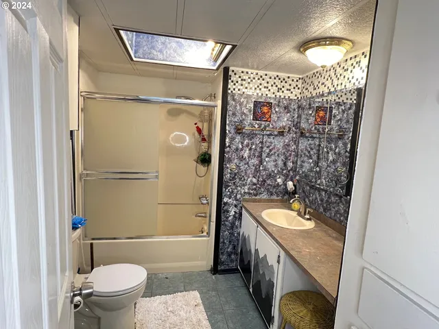 $444,000 | 41294 Keel Mountain N Drive, Lebanon, OR 97355