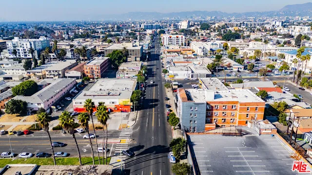 $9,500,000 | 2731 Beverly Boulevard, Los Angeles, CA 90026