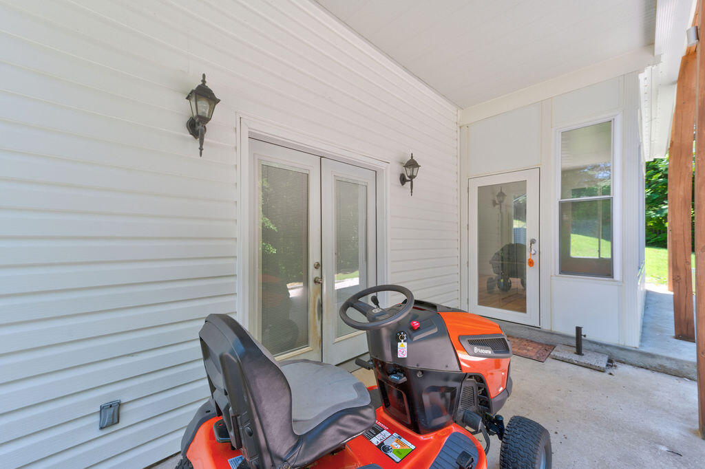 155 Grandview Point Ringgold, GA 30736 - Photo 41 of 70 Back Patio