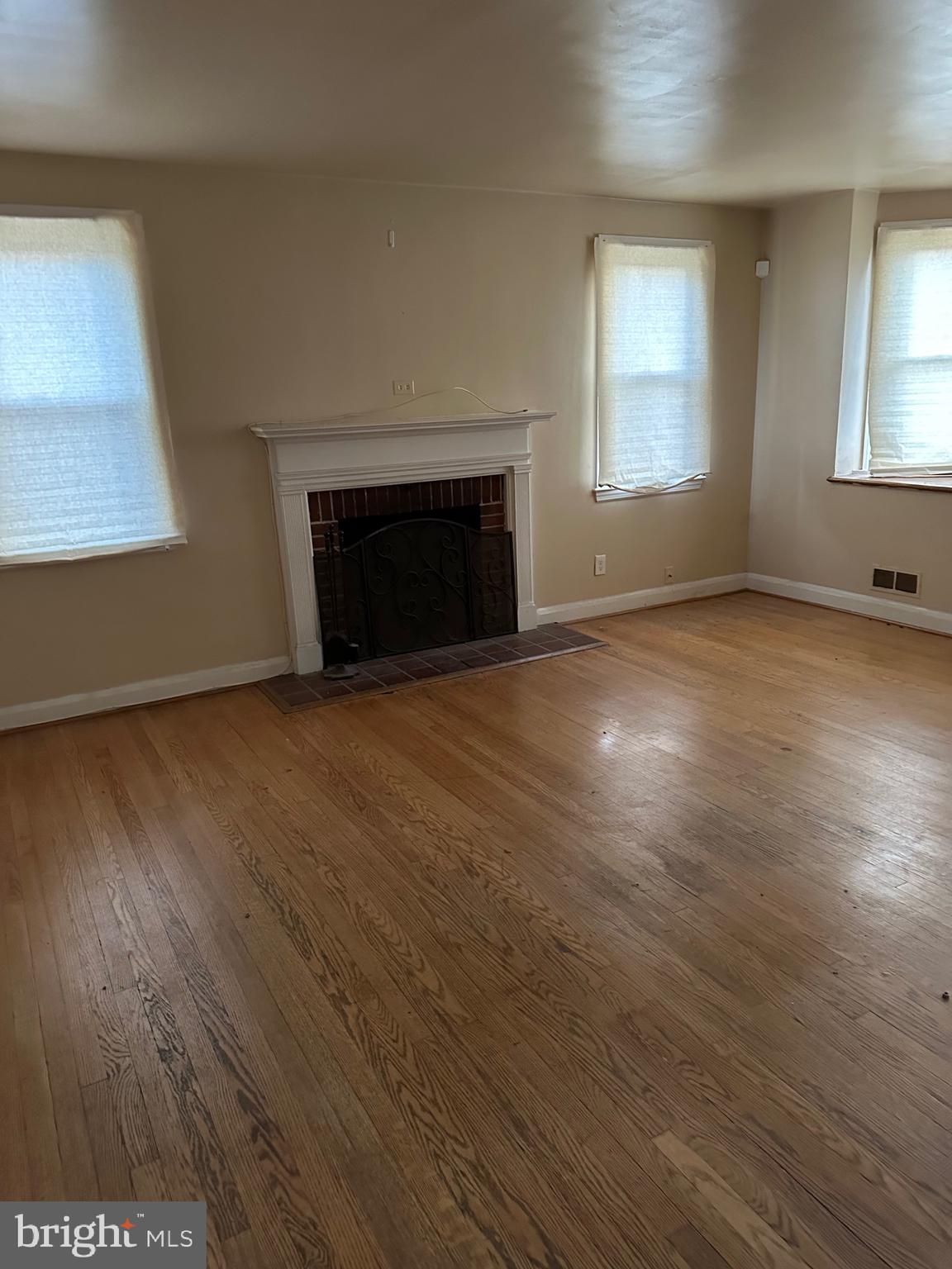 1157 Granville Road Gwynn Oak, MD 21207 - Photo 4 of 37 Gallery Image 4