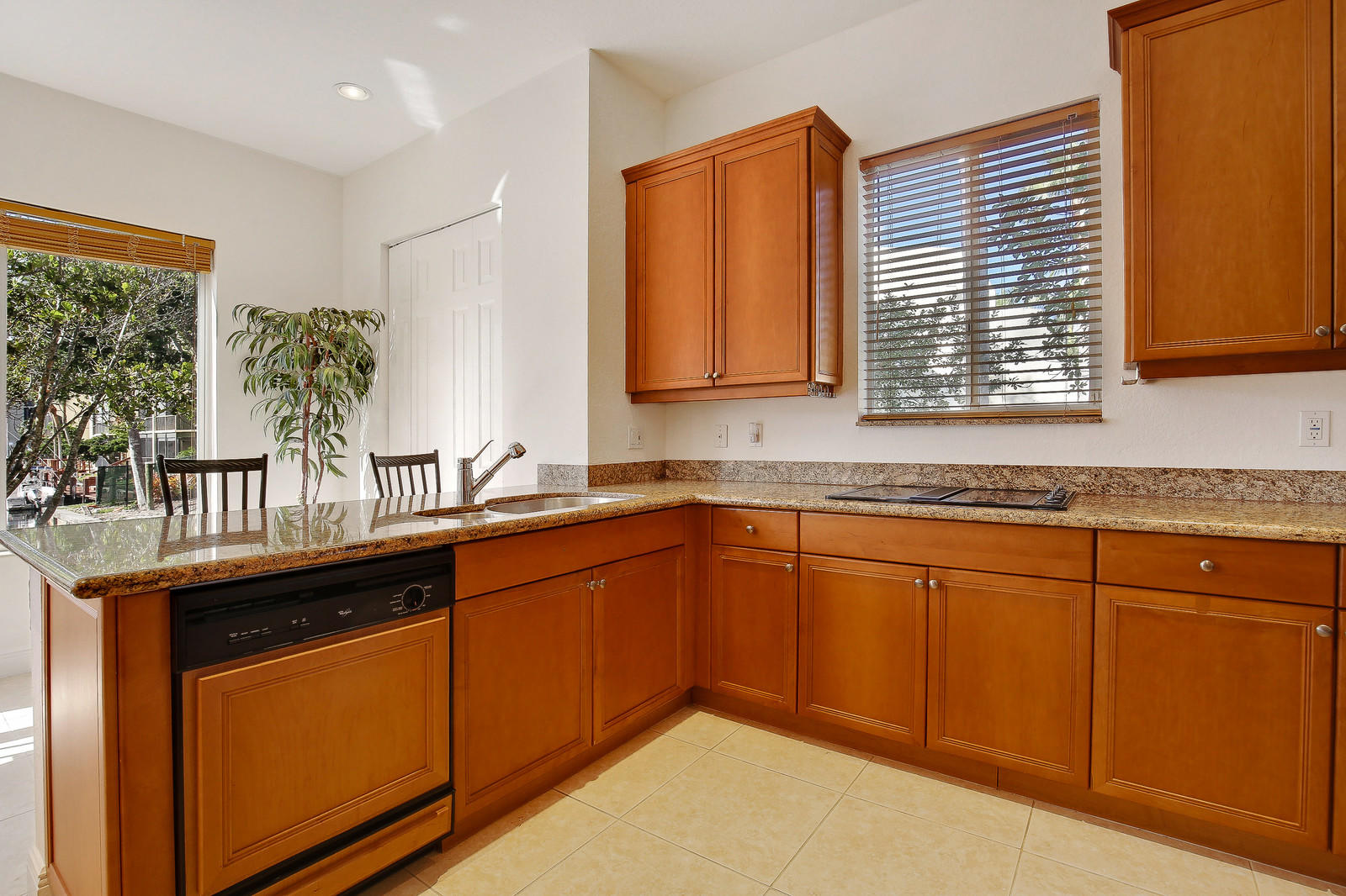 24 Royal Palm Way, Unit 1 Boca Raton, FL 33432 - Photo 37 of 47 10_Image-10_mls
