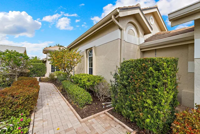 $1,575,000 | 3861 Shearwater Drive, Jupiter, FL 33477