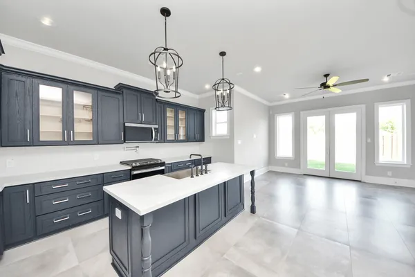 $2,350 | 6322 Milwee Street, Unit B, Houston, TX 77092