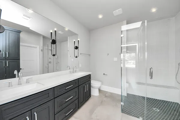 $2,350 | 6322 Milwee Street, Unit B, Houston, TX 77092